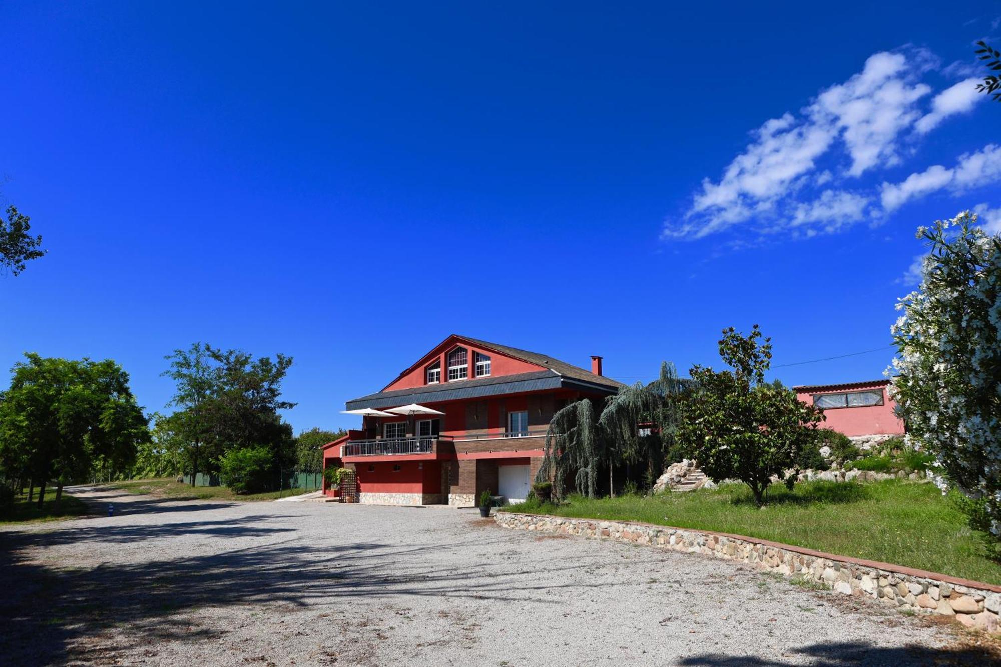 El Cedre Blau Vivienda Con Piscina En Granollers Villa Exterior photo