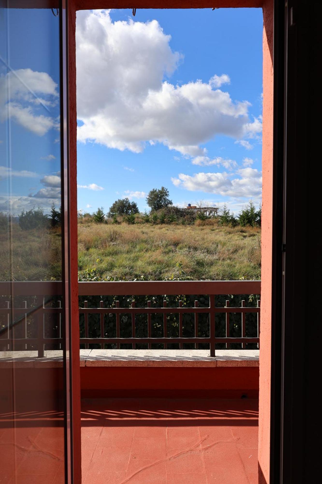 El Cedre Blau Vivienda Con Piscina En Granollers Villa Exterior photo